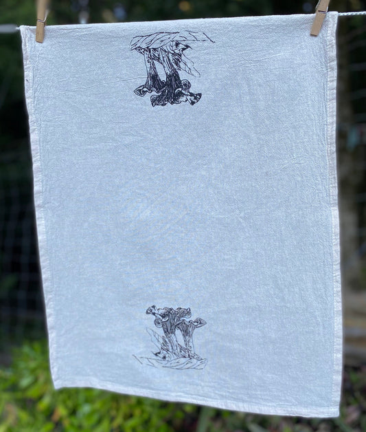 Chanterelle tea towel